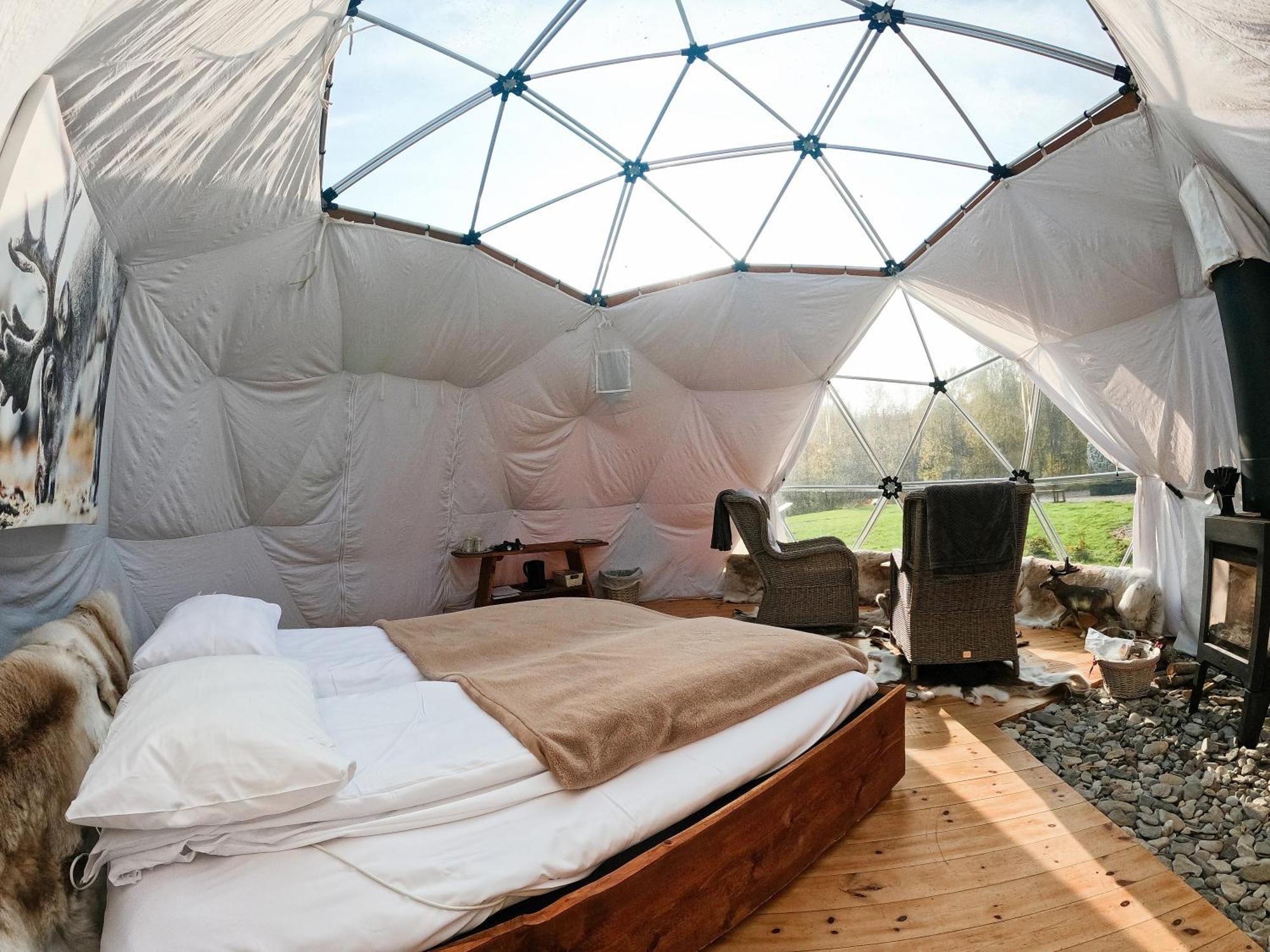 Wild Caribou Dome Hotel ลัคเซลฟ์ ภายนอก รูปภาพ