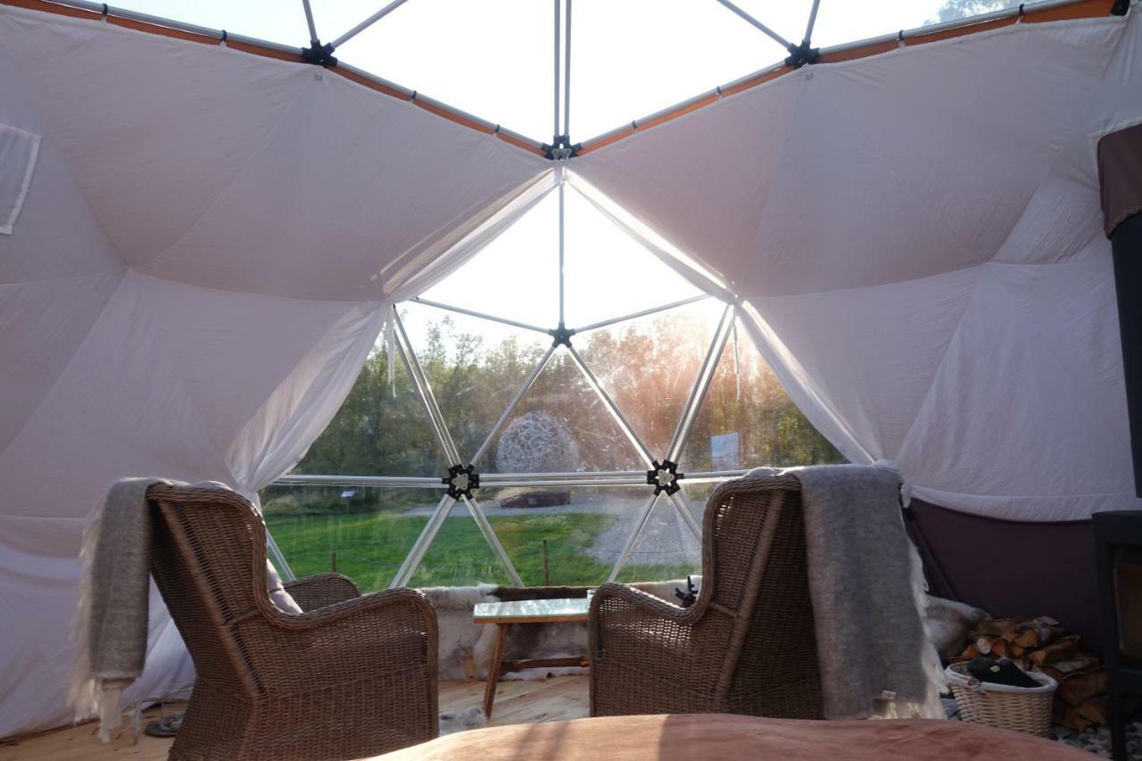 Wild Caribou Dome Hotel ลัคเซลฟ์ ภายนอก รูปภาพ